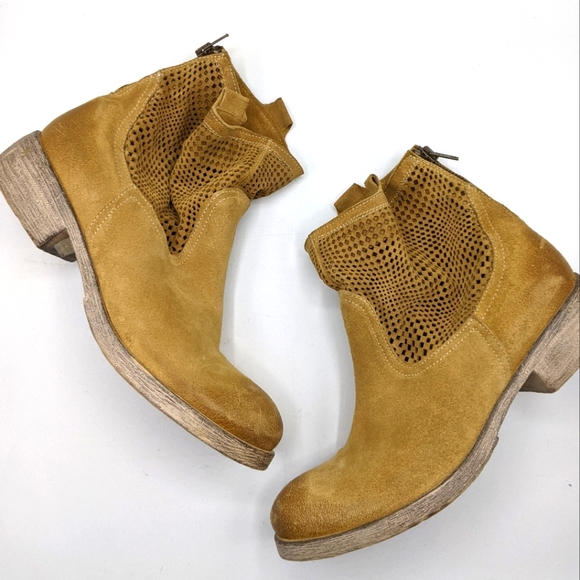 Sundance Catalog Leather Slouchy Boots Size 40/10 - Picture 2 of 7